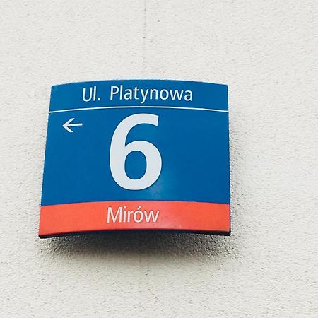 Lovely Sunny Flat In City Center Варшава Екстериор снимка