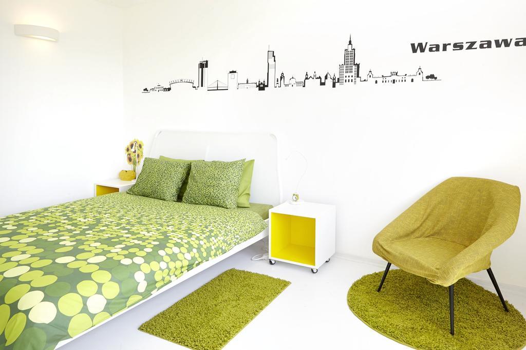 Lovely Sunny Flat In City Center Варшава Стая снимка