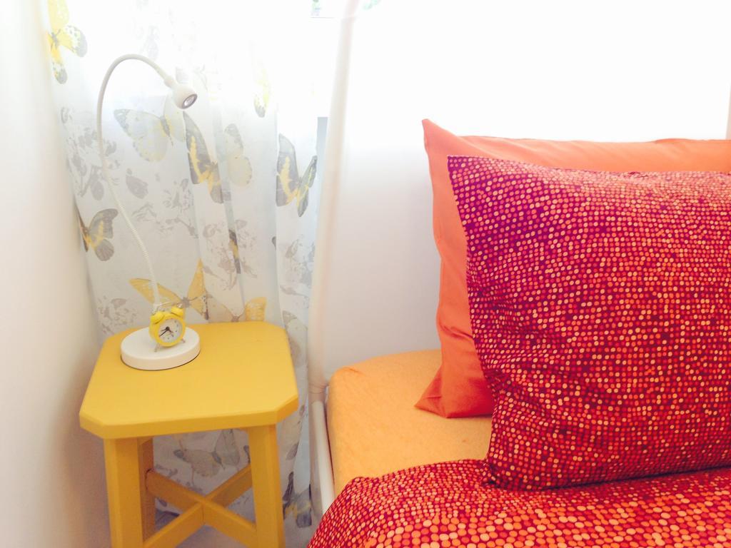 Lovely Sunny Flat In City Center Варшава Стая снимка